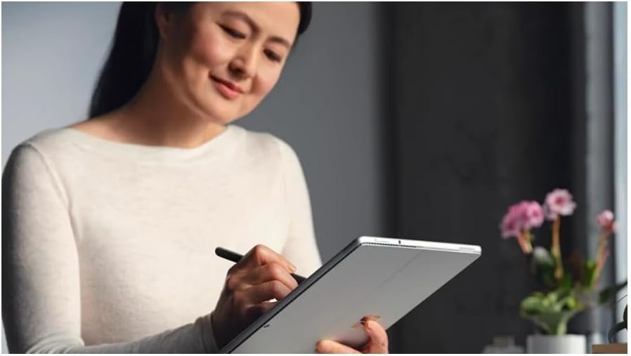 Microsoft Surface Pro 8-13" Touchscreen - Intel? Evo Platform Core? i7-16GB Memory - 256GB SSD - Device Only - Platinum (Latest Model) - Image 3